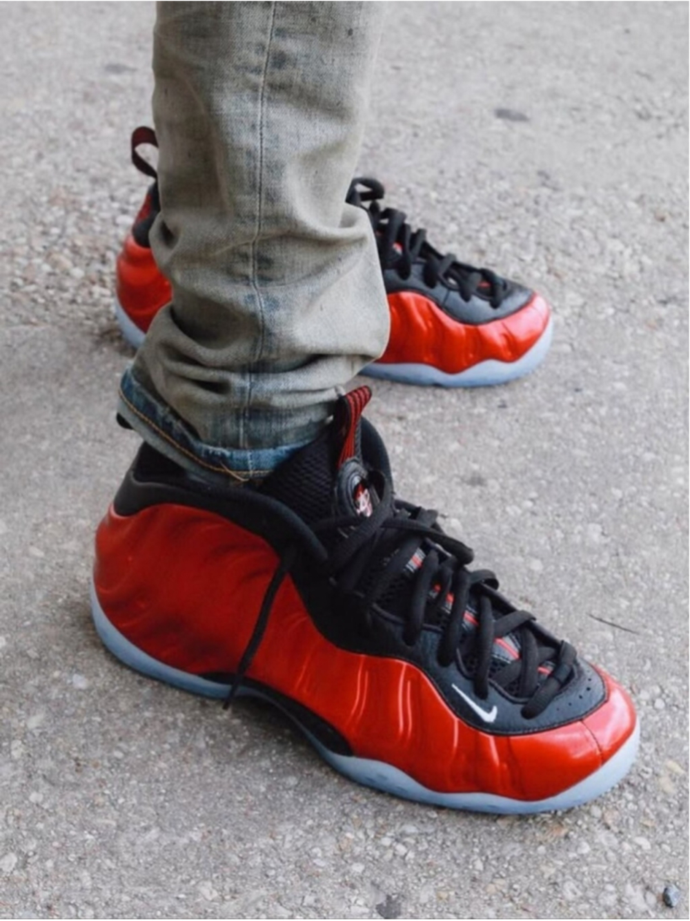 Nike Air Foamposite One 2011 Metallic Red Sneakers Size 7.5 Men's